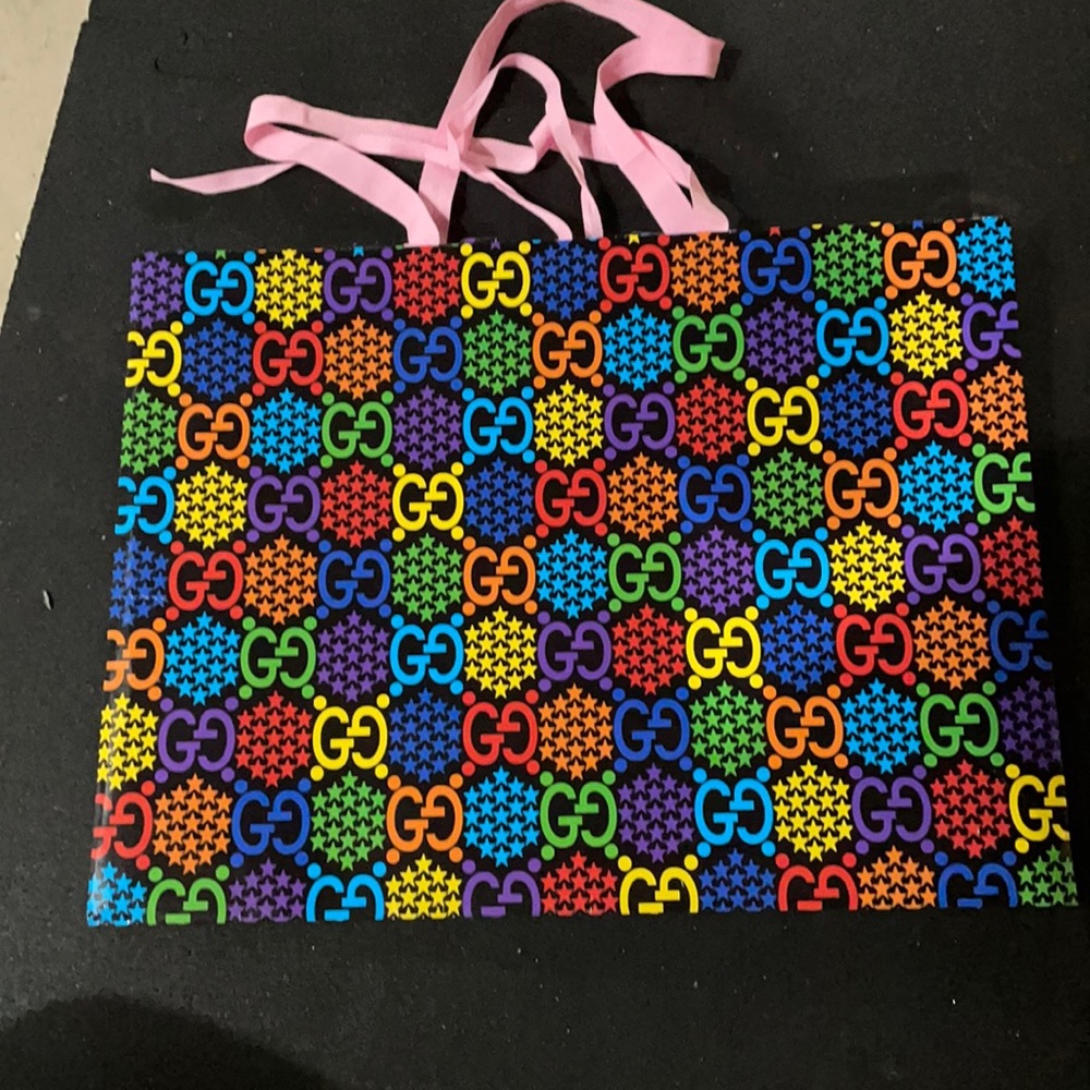 Gucci gift bag